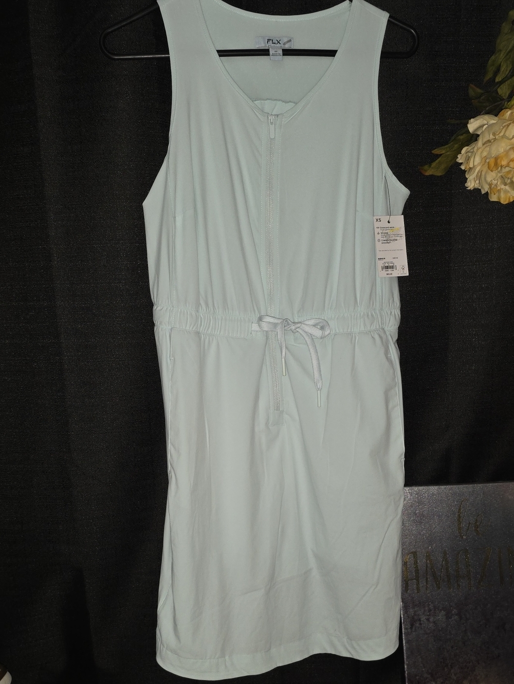 Flx SZ XS Light Mint Half Zip Drawstring Synch Waist Sleeveless Dress w/ Shorts